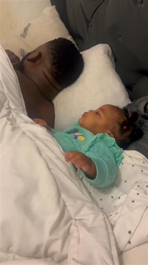 She’s actually mimicking her father while snoring 🤦‍♀️😂😂😂 #fblifestylechallenge @everyone | Emihle Mgoqi