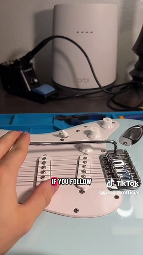 Master Your Stratocaster: Floating the Bridge