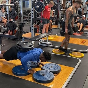 Here’s a 5 part BRIDGE The GAP circuit shown by some of my pro & collegiate guys and GSP sponsored athletes. There are 5 exercises here. 1. BTG pushup with Marquell Beckwith 2. BTG Bulgarian Split Stance RDL & Row with Julian Williams 3. BTG Barbell Squat with Jackson Boyd 4. BTG Single Leg Hip Thrust with Taylor Taylor Cameron Heinicke 5. BTG Single Leg Sprinter Stand with Ike Onike. Before we talk about these first quick reminder, if you’re in need of a training program (limited time $50-100 O