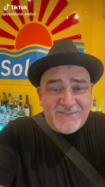 The benidorm legend that is… Derren litten #benidormaddict #uktv #writer #mateosbenidorm #youheardtheman #giveusafollow #follow #like #share #benidormfans #fanpage #derrenlitten #comment #fyp #foryou #foryoupage #tvseries #benidormtvshow #solana #solanahotel #producer #JustJack #wheninbenidorm #benidorm #benitok #funny #comedytv #writer #xyzbca #closeyourrings #mateocastellanos #mateo #mateobenidorm #heatwave #meetthecreator #viral #blowup #blowthisup #followers #benidormforever #bringbackbenido