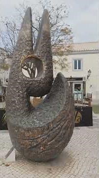 Faro's Hidden Streets Are Absolutely Beautiful #portugal #travel