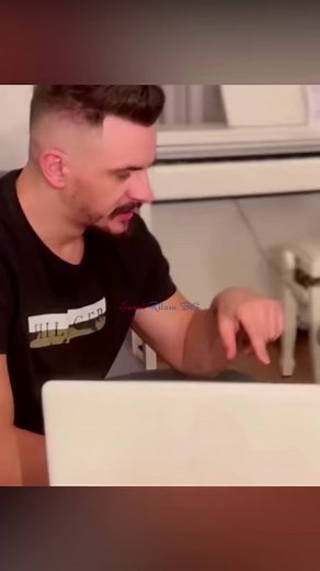 72K views · 1.8K reactions | Emir Djulovic - Zivi moje milo (Live) #juzniritambg #emirdjulovic #zivimojemilo #live #balkan #balkanlive #sasalazic #balkanmusic #srbija #bosna #fyp #fypシ #fypage #zvezdegranda #pinkovezvezdice #tvojelicezvucipoznato #zvezdegrandaspecijal #bosnombeharprobeharao #jiveimilomoe #medi | Juzni Ritam BG | Facebook