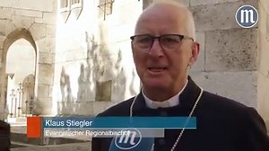 Viele Wegbegleiter und prominente kirchliche Würdenträger nehmen Abschied von Georg Ratzinger. | Mittelbayerische Video