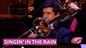 Singen Sie auch direkt im Kopf mit, wenn Sie "Singin' in the Rain" lesen? 🧠🎶 Wir spielen die Ouvertüre des gleichnamigen Musicalfilms. Haben Sie das bekannte Thema entdeckt? | WDR Funkhausorchester