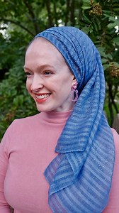 We’re in love with @sarah.rivkah’s beautiful Swirly Sparkles Scarf Veil tutorial ✨ You can shop this gorgeous scarf online in 2 colors! #Wrapunzel #VeilTutorial #Headwrapping #Headscarves | Wrapunzel