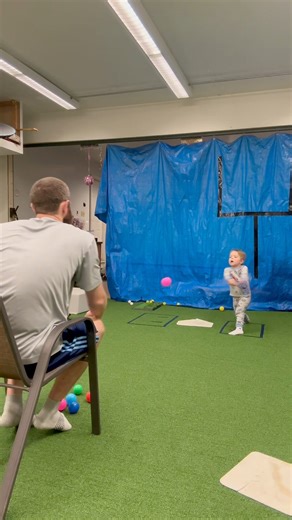 Watch your lips!👄💥 We REQUIRE playtime! During playtime, Way is the boss. If he wants to play soccer, we play soccer. If he wants to golf, we golf. If he wants to play tractors, we play tractors. When he says he wants to hit, we hit. & this happens! We don’t talk mechanics or how to fix things that are off. I just throw. And throw. And throw 😂 & then tell him he’s the best hitter dad’s ever seen 💥 #baseball #foryou #hitting | Justin Fletcher