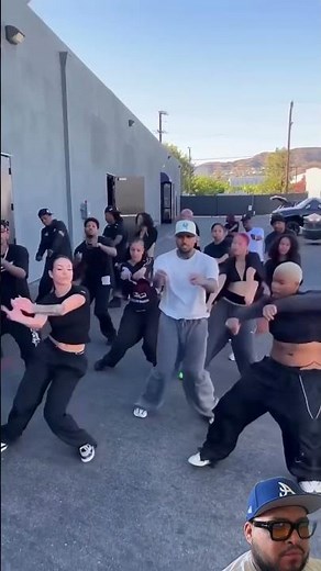 How To Do Chris Brown’s IT DEPENDS Move (Step-by-Step) 🔥 #chrisbrown #itdepends #dance