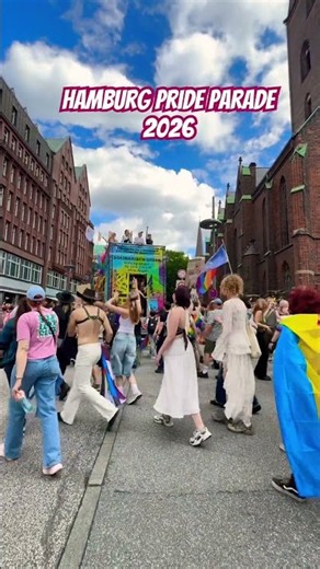 Hamburg CSD Pride Parade #travel #pride #pridemonth