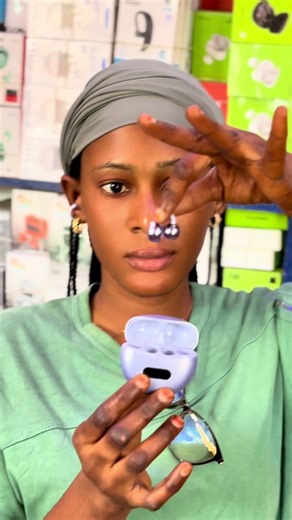 🎧 AIRPODS M91 – SON PUISSANT & SANS FIL 🔥 Profite d’un son clair et puissant avec les écouteurs Bluetooth M91 TWS 💥 ✅ True Wireless (100% sans fil) ✅ Bluetooth 5.49 – connexion rapide et stable ✅ Son stéréo HD – basses profondes 🎶 ✅ Micro HD – appels clairs 📞 ✅ Boîtier de charge compact – facile à transporter ✅ Compatible Android & iPhone 💼 Parfait pour : ✔️ Musique ✔️ Appels ✔️ Sport ✔️ Travail 📦 Produit neuf – Qualité garantie 📲 Contacte-nous maintenant pour commander ! #airpod #soung 