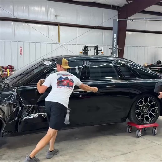 Rebuilding a Wrecked Rolls Royce... #rollsroyce #car | rolls royce car