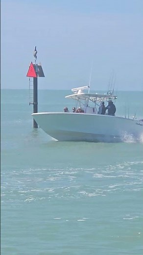 BOAT SPEEDING AND WAVE JUMPING IN THE VENICE FLORIDA JETTY