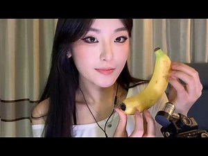 Banana ASMR｜Satisfying Eating Sounds with Peel & Mouth Sounds 极度舒适的带皮香蕉咀嚼音