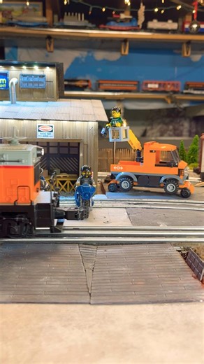 The Lego construction crew #lionel #legoset #modelrailroad