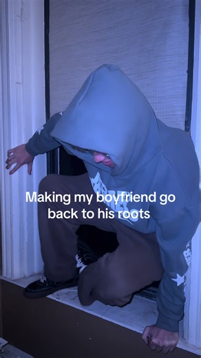 He’s in his 2000’s era #2000s #fyp #relatable #blowthisup #window @Will Barrick @elise🌷