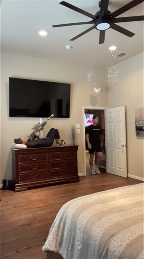Taking notes 😂 learning the perfect way to prank the husband