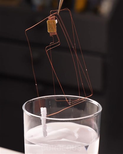 Installing a Credit Card Into a Ring | Gorgeous