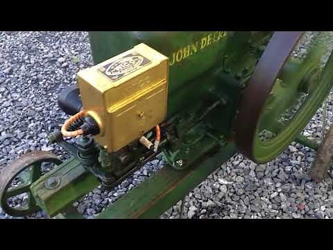 John Deere Type E engine with Wico EK magneto