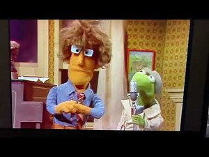 Sesame Street Grover Global Trinidad Stilts