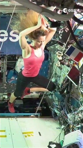 Yoga... but 400 km above Earth 🌍🧘‍♀️