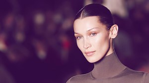 Dünne Augenbrauen sind zurück: So trägst du den 90er-Trend