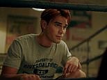 Archie and the gang return in Season 4 NYCC 'Riverdale' trailer