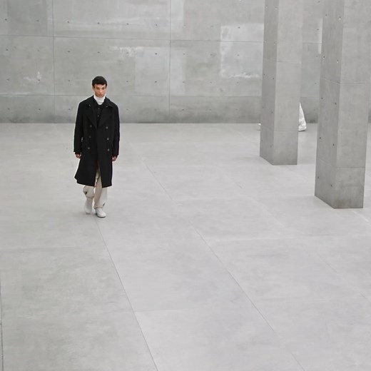 ZARA on Instagram: "ZARA SRPLS. COLLECTION 09. For the season ahead, Zara’s capsule collection devoted to the intersection between fashion and function builds on its utilitarian foundation to unlock a fresh mode of worn expression #zarasrpls"