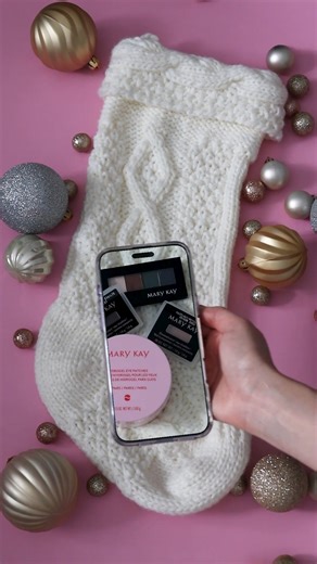 17K views · 113 reactions | This Pink Friday, stock up on stocking stuffers!   Products featured in reel: Mary Kay® Hydrogel Eye Patches Petite Palette™ Chromafusion® Eye Shadow // Ce Vendredi rose, faites provision de cadeaux pour les bas de Noël!   Produits contenus dans le Reel : Timbres hydrogel pour les yeux Mary Kay Petite Palette™ Fard à paupières Chromafusion | Mary Kay Canada | Facebook