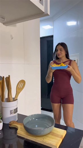 458 reactions | Black Ana Menezes fit ❤️‍ Meus 3 projetos pelo preço de 1. -Meu novo programa de praticidade na cozinha. 六‍ -Ebook de receitas.  -Acesso a 1 ano do meu aplicativo Seca em 30 (com dietas, treinos, desafios). Corre no link da bio para entrar no grupo. | Ana Menezes | Facebook