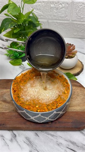 Raw mango & onion chutney #kairichichutney #summerrecipe #youtubeshorts #khushikakhana #2minrecipe