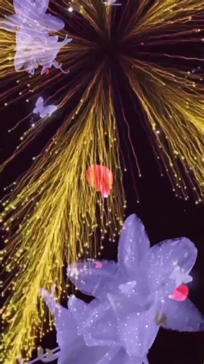 Ethereal Glowing Crystal Flower Design Inspiration