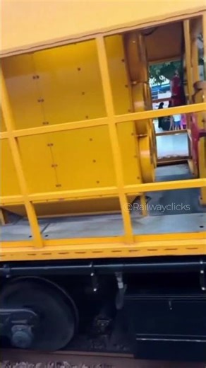 Maintenance Mobile Inspection Train Spot | Indian Railways Action 🚆 #trainspotting #railwaystation