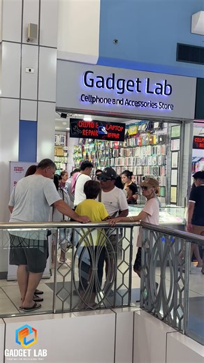 Blockbuster Tuesday at Gadget Lab! ⏰ Time check: 10:31 AM — and we’re already off to an amazing start! Early customers came in, checked out our latest gadgets, and grabbed our exciting promos 🎉📱 From big discounts to our exclusive 🎁 gift boxes, today is packed with deals you don’t want to miss! Thank you to our dear customers for the trust and support — you make every day at Gadget Lab special 💙 Don’t miss out… what are you waiting for? Let’s go! 🚀 📍 Visit us at Gadget Lab, Nepo Mall 3rd F