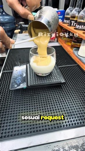 Rahasia Dalgona Coffee Creamy Tanpa Ribet #shorts #dalgona #dalgonacoffee #fyp #minumankekinian