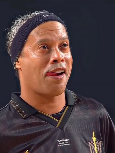 Ronaldinho R10 Prime Football Skills Tutorial