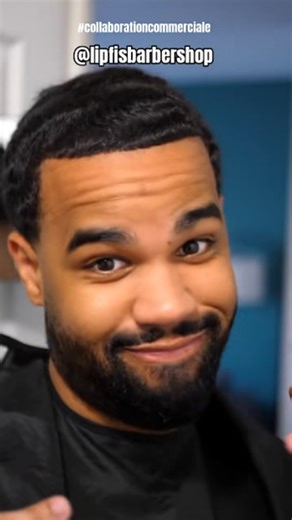 💈 LIPFI’s BARBERSHOP 💈 on Instagram: "Low fades hit different when they’re clean. But let’s be real… the hardest part is always the back. That’s where most self-cuts go wrong. With full 360° visibility, you’re not guessing anymore. You’re in control. Clean low fade. At home. On your schedule. Could you trust yourself with the right setup? 👀👇 👉 Comment “LOW” if you like clean low fades 👉 Save this for your next haircut 👉 Link in bio to get your 360° mirror 👉 DM us if you want clean fades 