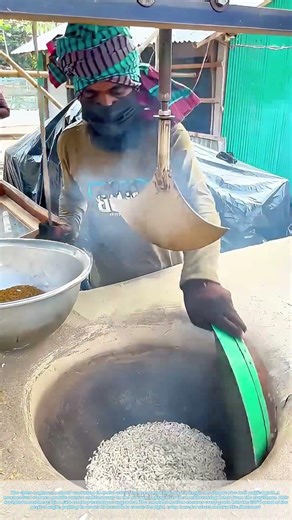 Stirring Without Hands: The 250°C Secret Behind India’s Morning Crunch