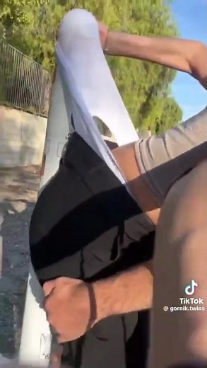 girl hanging wedgie 3