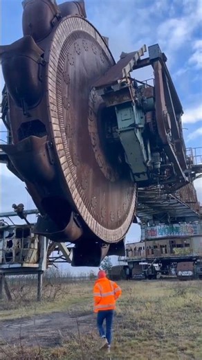 ‎World’s Biggest Machine Ever Built 😳 | Bagger 293 Monster #bagger293 #bigmachines