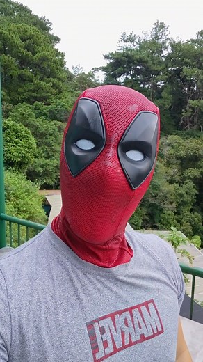 Stunning Deadpool Cosplay Mask from .33 Studios
