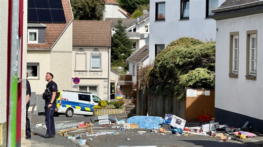 Gegenstände aus dem Fenster geworfen: SEK überwältigt Mann in Bad Honnef