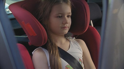 Sachgeschichte: Früher-Heute-Geschichten: Im Auto hinten sitzen