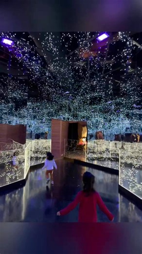 👩‍👧‍👧 Weekday visit to the Maryland Science Center with my girls! 🔬✨ We went on a weekday, and honestly—it was the BEST decision. Fewer crowds, more time to explore, and the girls could enjoy everything at their own pace 💛 🧠 What we loved: • Hands-on science experiments • Interactive exhibits for all ages • Dinosaurs & fossils 🦖 • Planetarium shows 🌌 • Kid-friendly learning zones 📌 Helpful tips if you’re planning a visit: ✨ Go on a weekday if you can—way less crowded 🎟️ Buy tickets onl