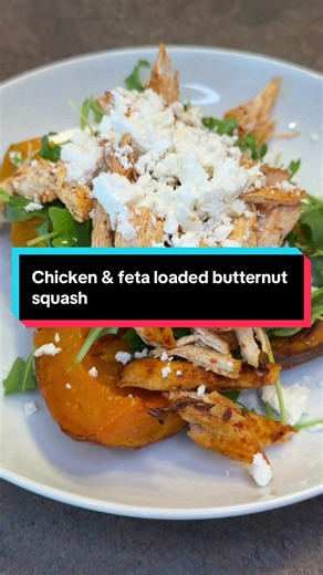 Harissa chicken & feta loaded butternut squash 👀 You’ve done loaded potatoes but have you ever tried butternut squash? High volume, high fibre and low calorie it makes for a really good switch if you’re looking for something with a bit more volume or just wanting to get some more varied veg in your diet! 📌 464 cals, 7g fibre, 58g protein SERVES 1: 1/2 butternut squash (deseeded) Olive oil spray Flakey sea salt 1 chicken breast (about 200g raw weight) 10g harissa paste 30g feta 18g rocket 1. Cu