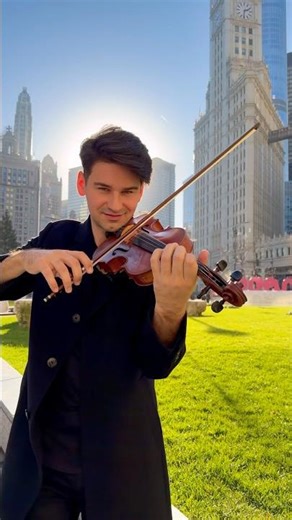 Can’t Help Falling in Love (Romantic Violin Cover) – David Bay | Chicago Riverwalk