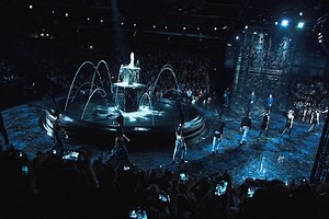 Opinion: 2013's out-of-control fashion carousel