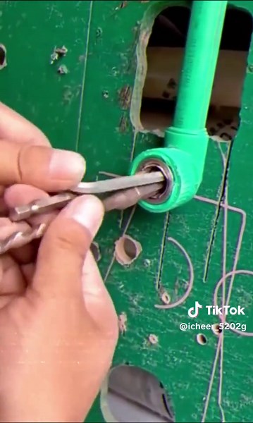 Close-Up Techniques with Metal Screws and Tools