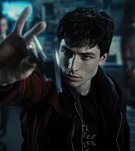 HE IS FAST! - Flash ("Justice League") | Flash Batidao - Slowed