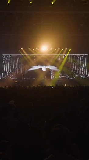 Padre Guilherme on Instagram: "Electronic music, dance, peace and faith. Track ID: Instrumento de Paz @padre.guilherme @dreguazzelli FT. @liahbarrettmusic 📍Espacio Riesco - Santiago de Chile At the dawn of 2026, @luxaeternarecords proposes a sonic revolution: transforming Melodic Techno into a vehicle for an “unarmed and disarming peace”, with the support of Dre Guazzelli and Liah Barrett. This track - Instrumento de Paz - functions as a prayer. Responding to the call to “see the light and beli