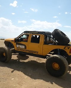 197K views · 4.6K reactions | The Biggest Bus In The WORLD! | Heavy D | Facebook