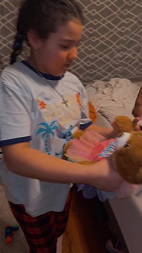 My bonus daughter had most her mother a month ago due to a car accident so her dad & I had gifed her a bear with her moms voice recording singing Happy Birthday. The amount of pain & sympathy I feel for this girl is unimaginable🥺♥️ We love you so much Jaz, Happy Birthday beautiful🫶🏼 #fypシ #fyp #lovedones #loss #heartbreak